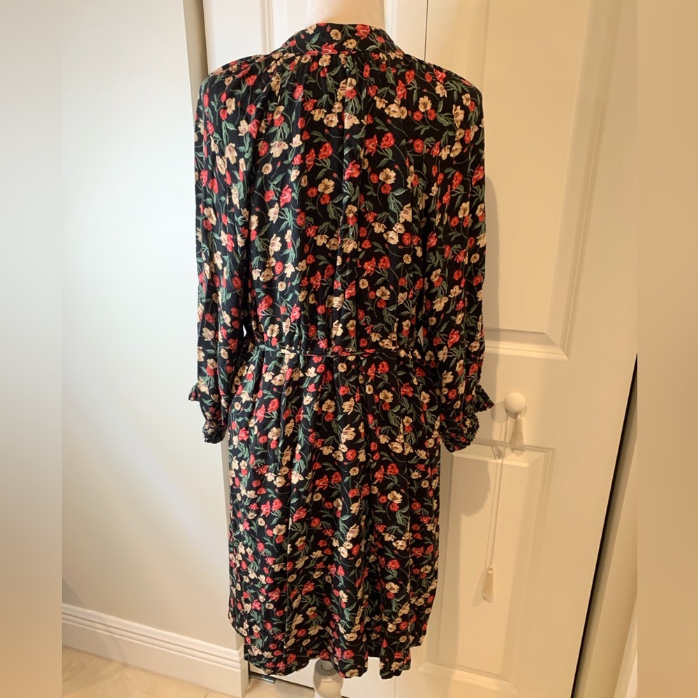 Draper James Elbow Sleeve Loose Fit Shift Dress ๐ - Picture 6 of 8